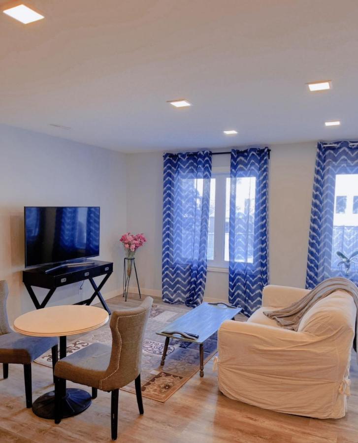 Elegant Garden Suite&2Mins Bus Station Close Lrt& Free Parking YYC Exteriör bild